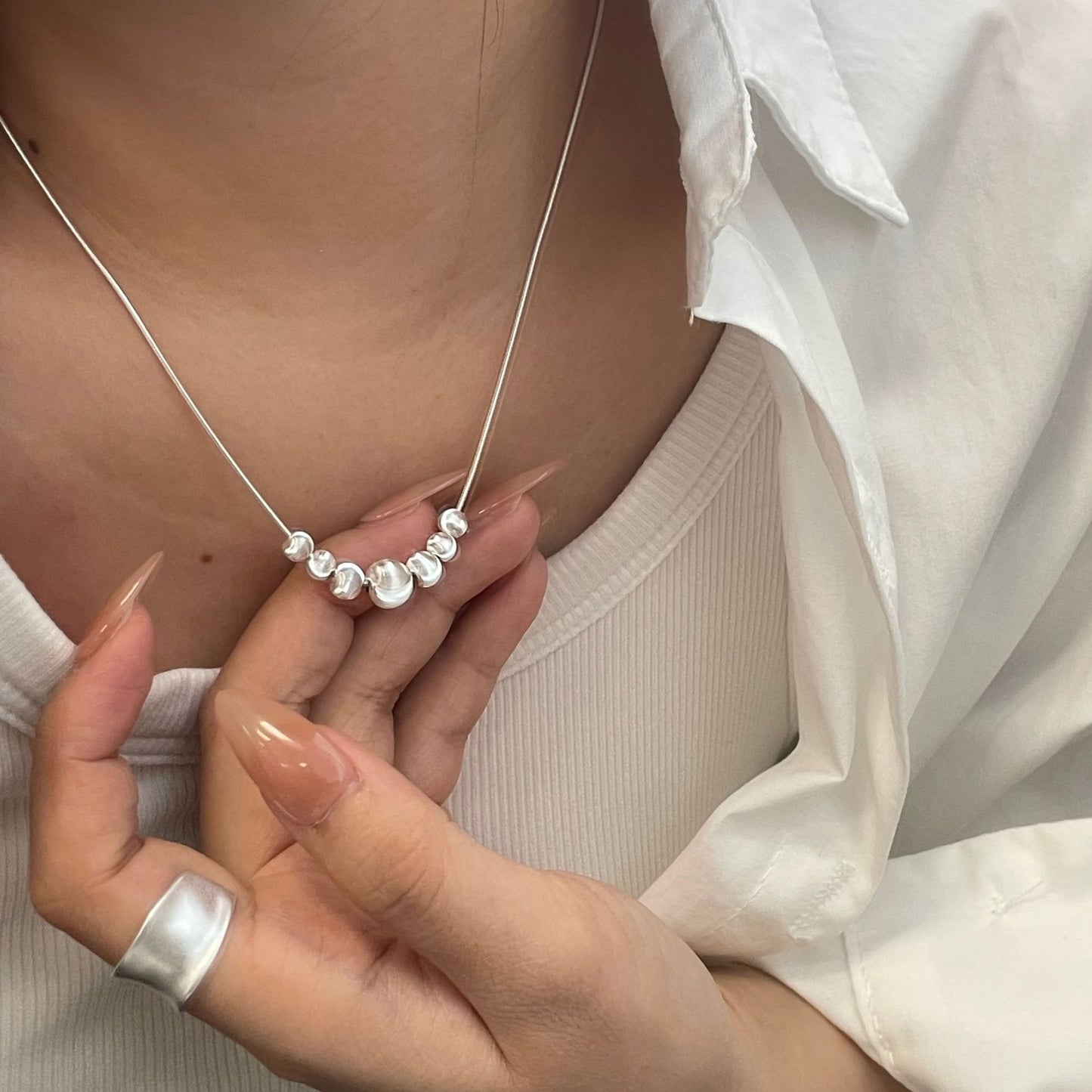 Stylish And Minimalist Design Womens Necklace