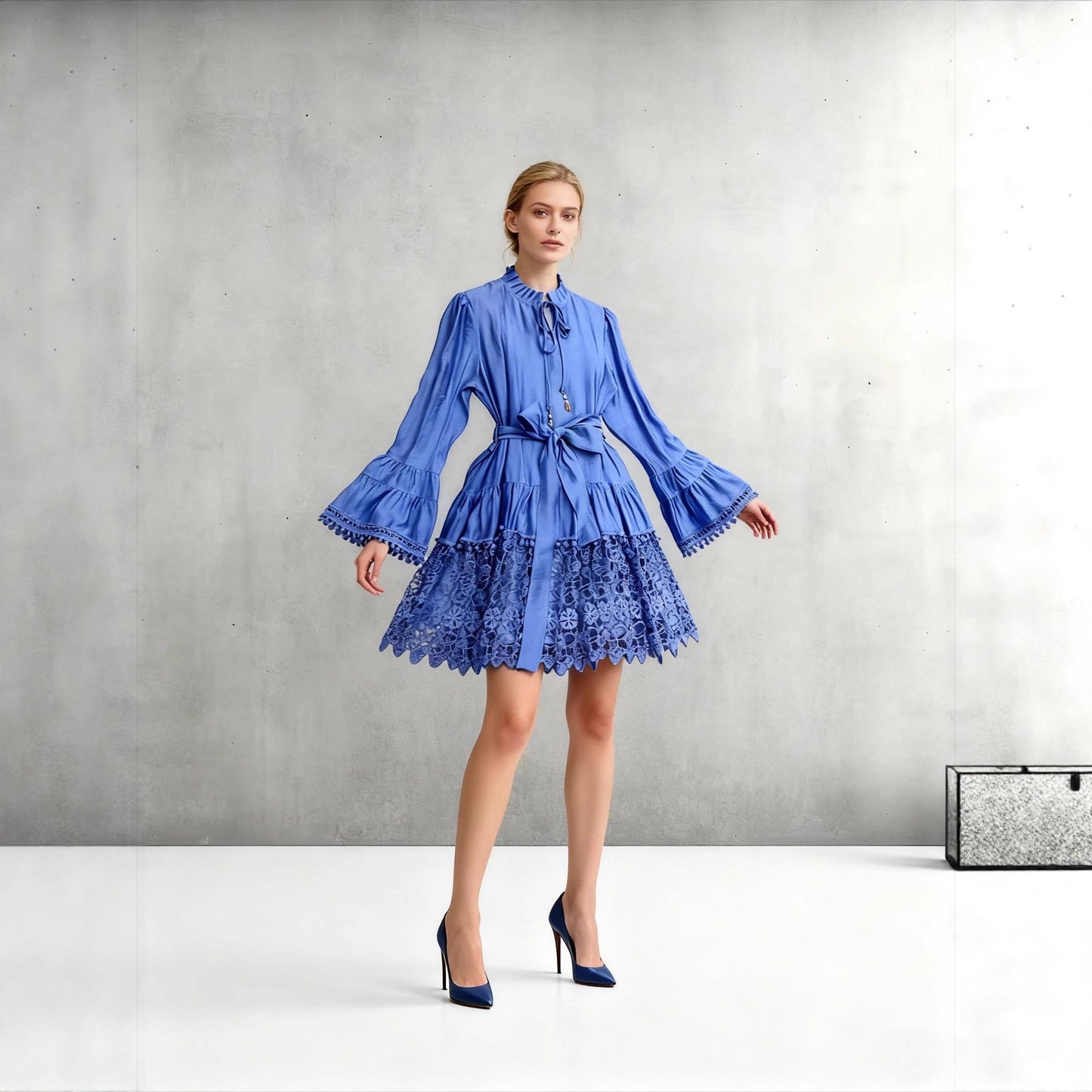 Lace-up Waist-cinching Figure-flattering Water-soluble Lace-up Dress